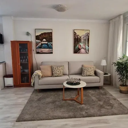 Appartement 2 Bed. Amazing Sea Views *