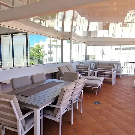 Appartement 2 Bed. Amazing Sea Views *
