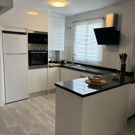 2 Bed. Amazing Sea Views Benalmádena