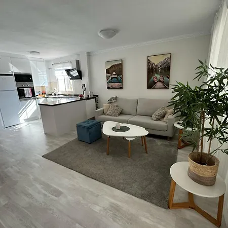 2 Bed. Amazing Sea Views * Benalmádena