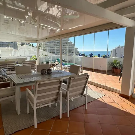 Appartement 2 Bed. Amazing Sea Views *